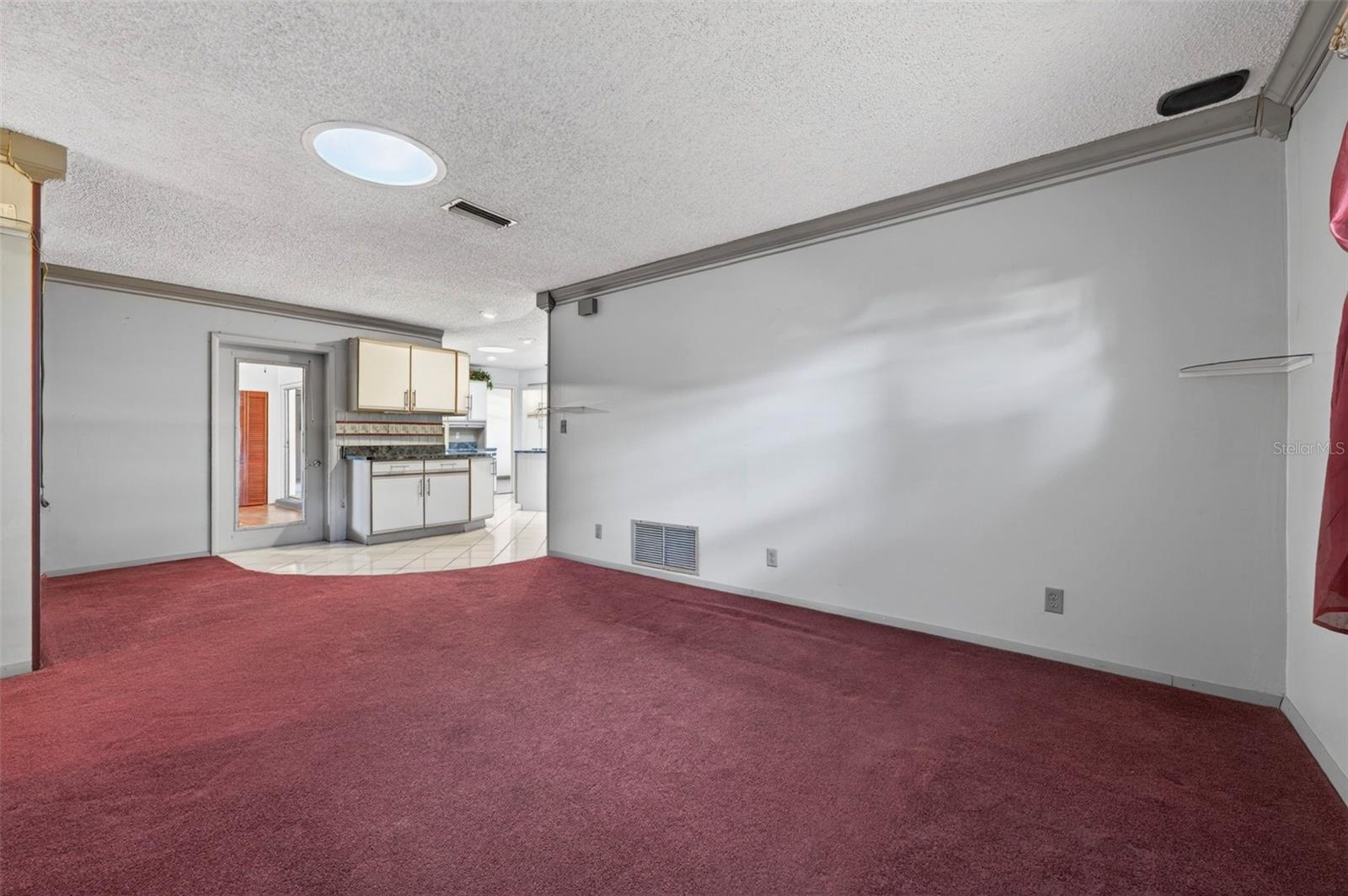 Image 23 of 55 For 3721 Jackson Street