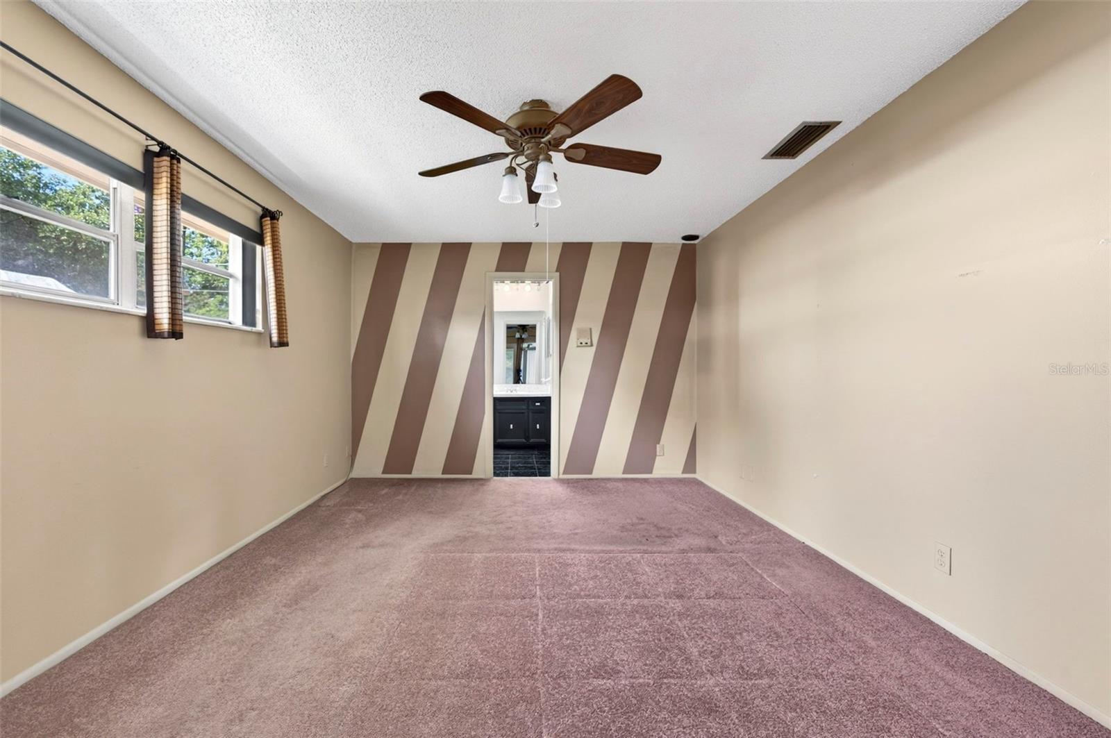 Image 34 of 55 For 3721 Jackson Street