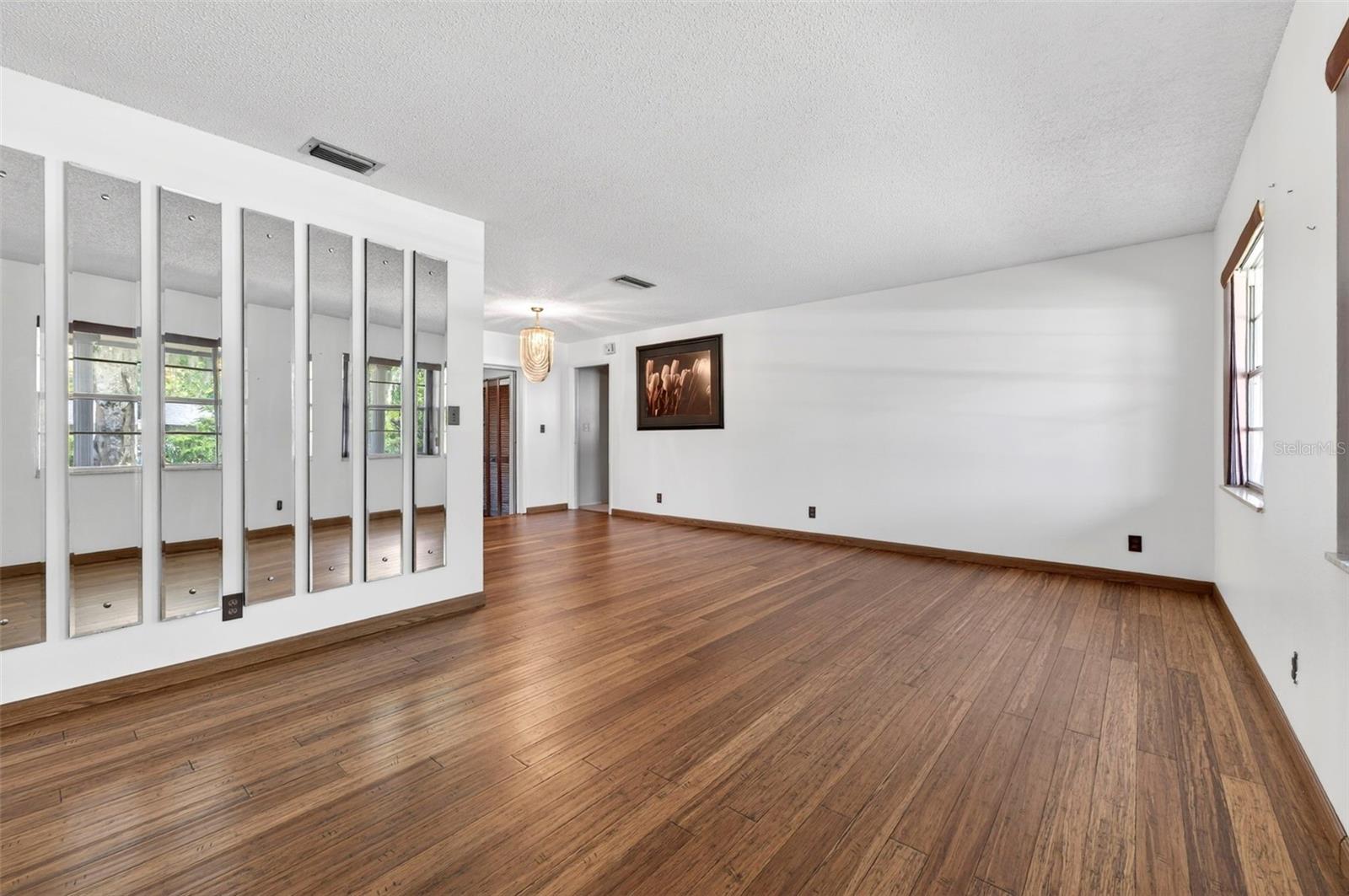 Image 8 of 55 For 3721 Jackson Street