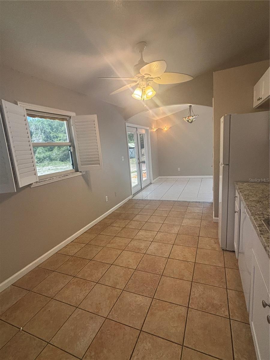 Image 21 of 37 For 510 Cedar Avenue