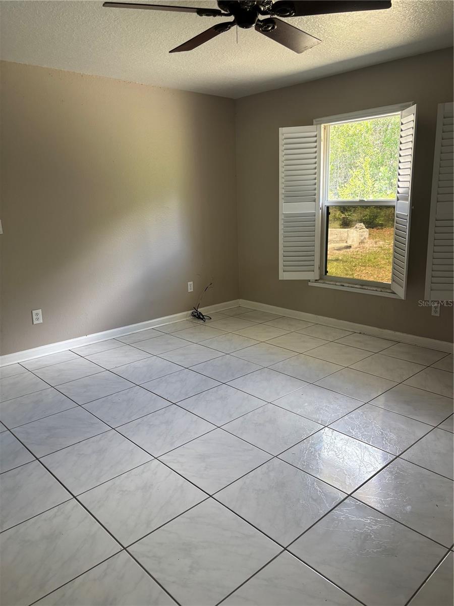 Image 27 of 37 For 510 Cedar Avenue