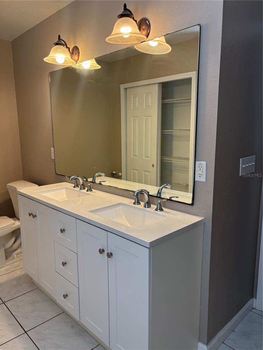 Image 28 of 37 For 510 Cedar Avenue