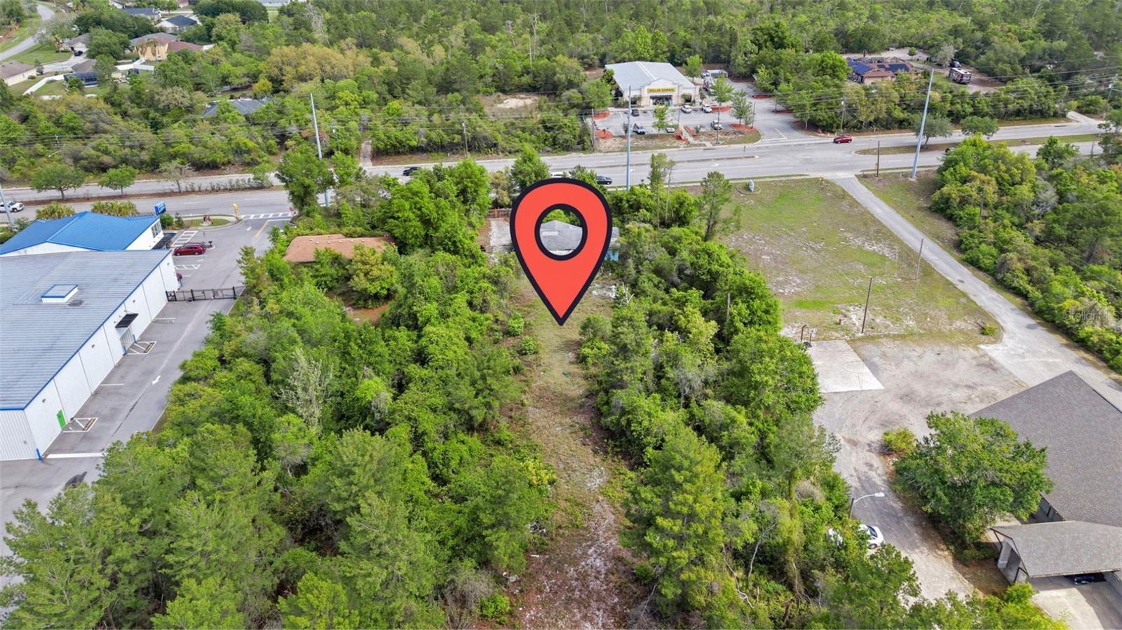 Image 4 of 23 For 3021 Howland Boulevard