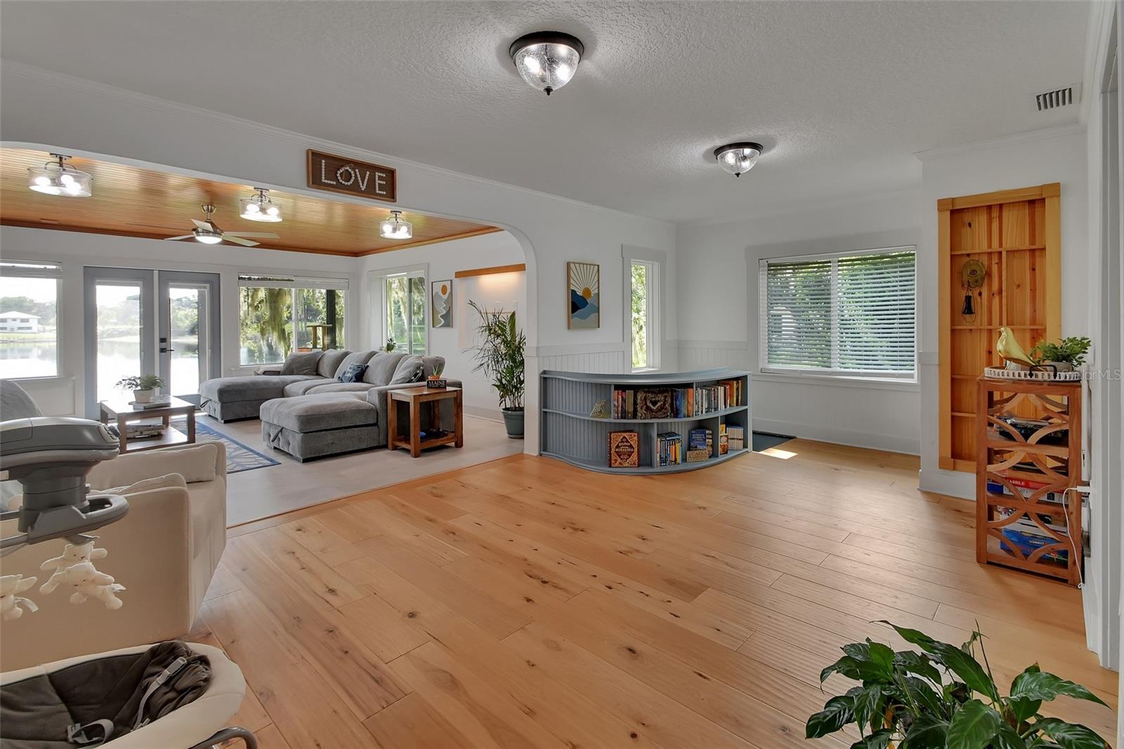 Image 11 of 69 For 2300 Lake Ruby Road