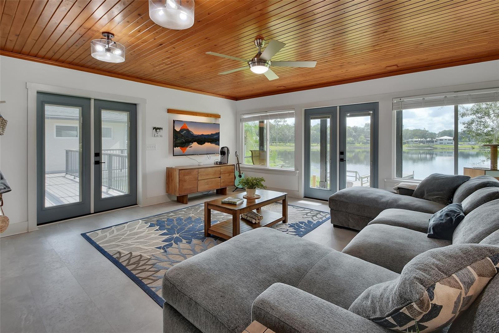 Image 15 of 69 For 2300 Lake Ruby Road