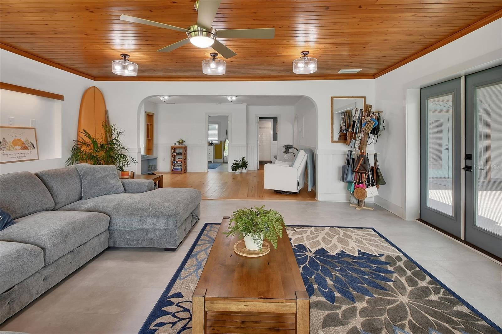 Image 16 of 69 For 2300 Lake Ruby Road