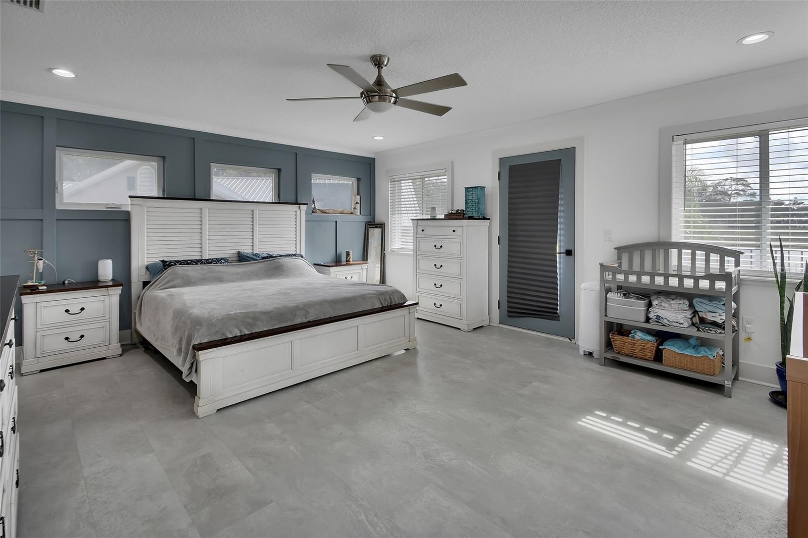 Image 17 of 69 For 2300 Lake Ruby Road