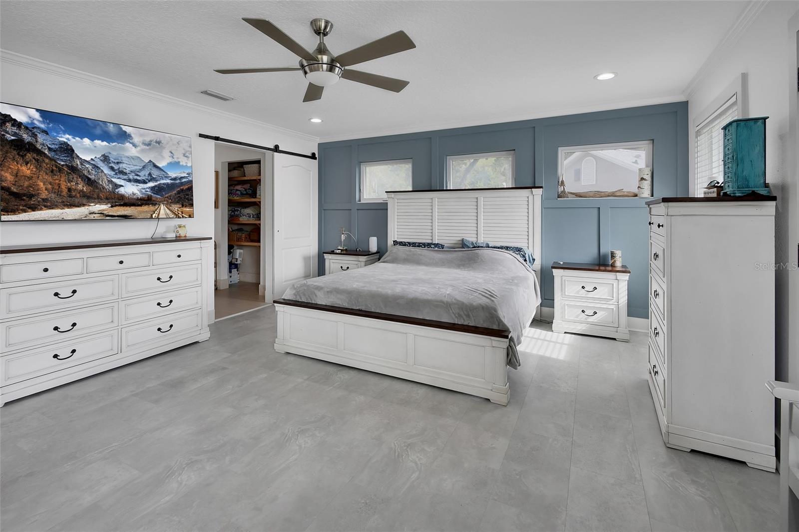 Image 18 of 69 For 2300 Lake Ruby Road