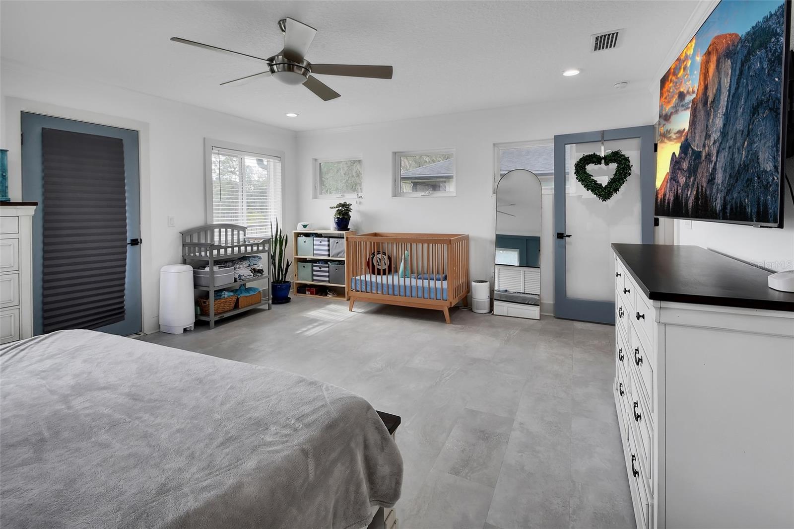 Image 19 of 69 For 2300 Lake Ruby Road