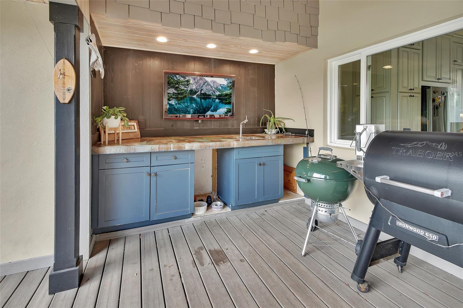 Image 37 of 69 For 2300 Lake Ruby Road