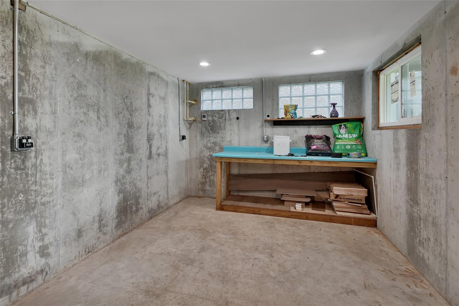 Image 49 of 69 For 2300 Lake Ruby Road