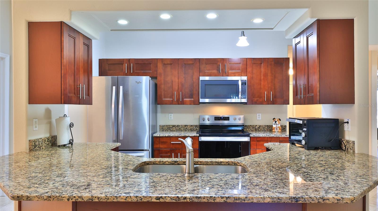 Image 4 of 52 For 6171 Sabal Point Circle