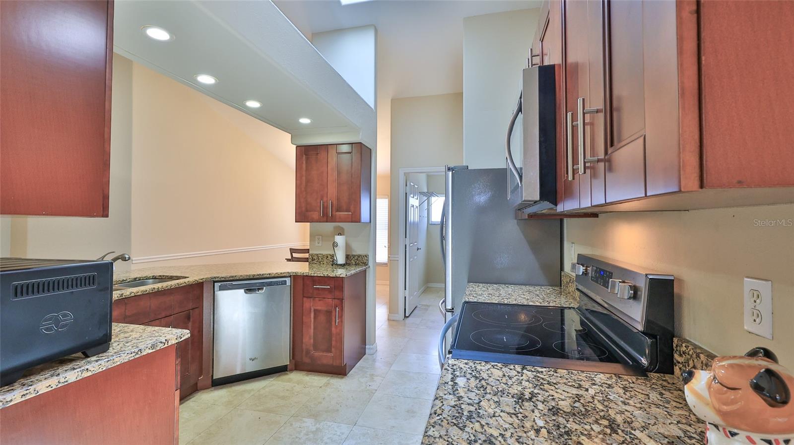 Image 5 of 52 For 6171 Sabal Point Circle