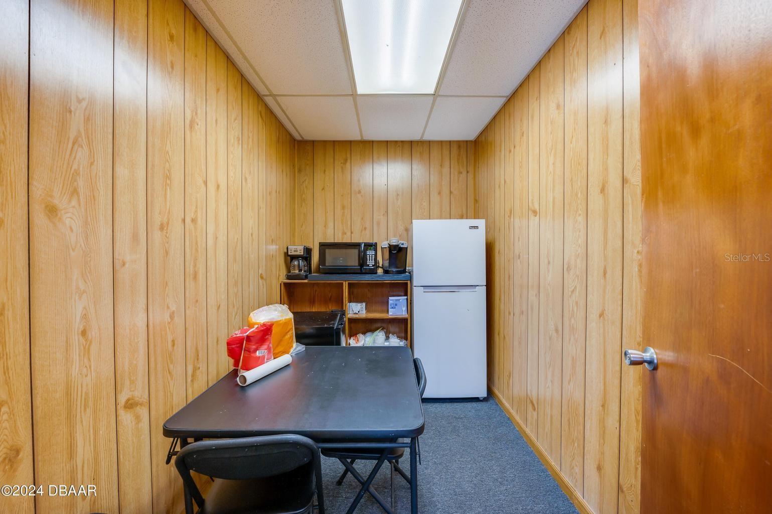 Image 6 of 14 For 116 Center Street