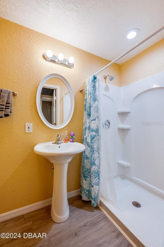 Image 12 of 23 For 112 Center Street