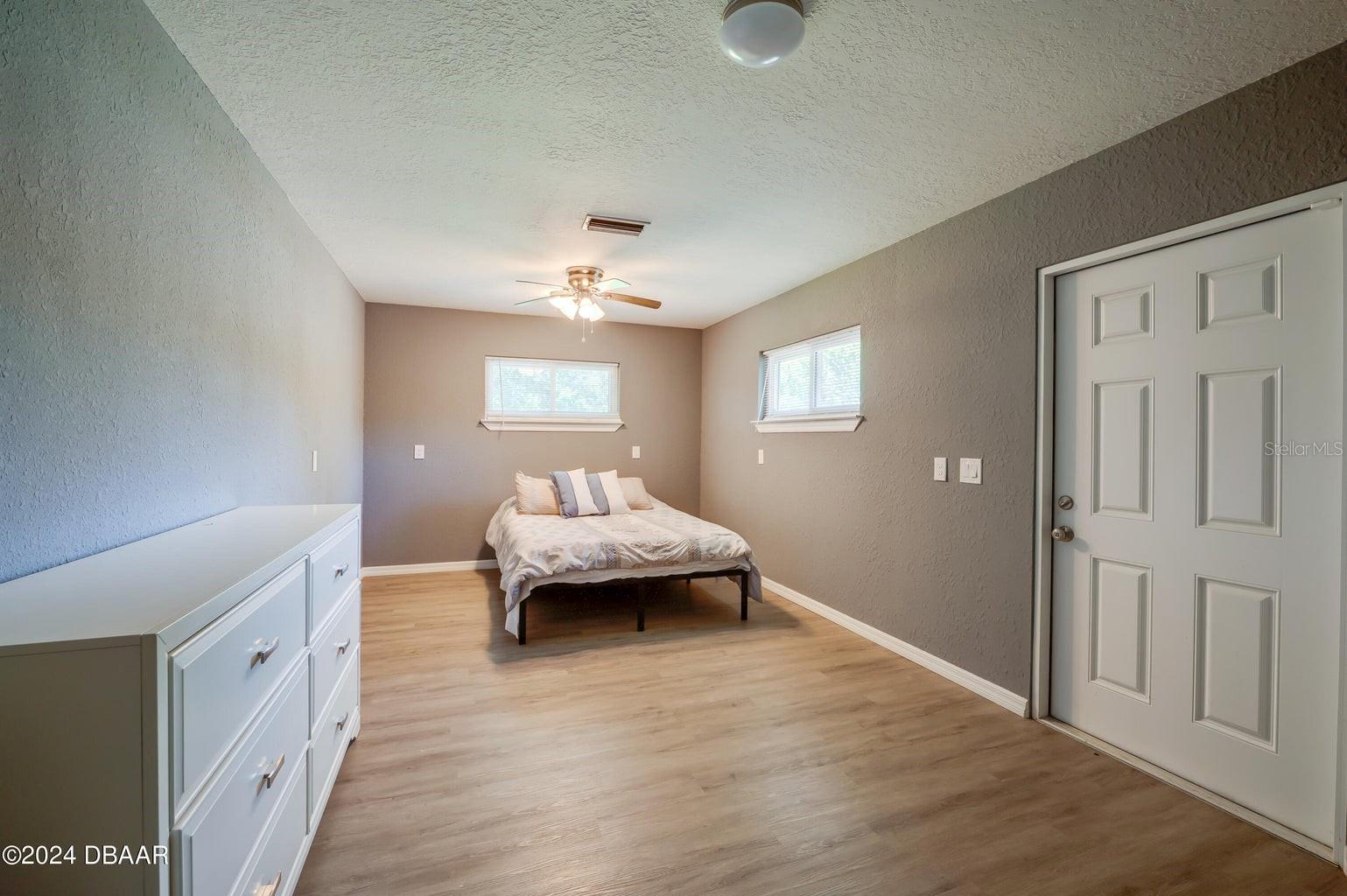 Image 14 of 23 For 112 Center Street