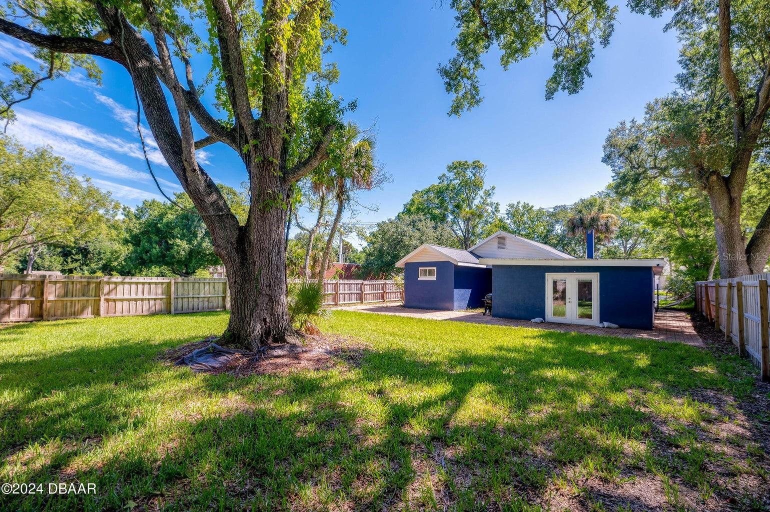 Image 21 of 23 For 112 Center Street