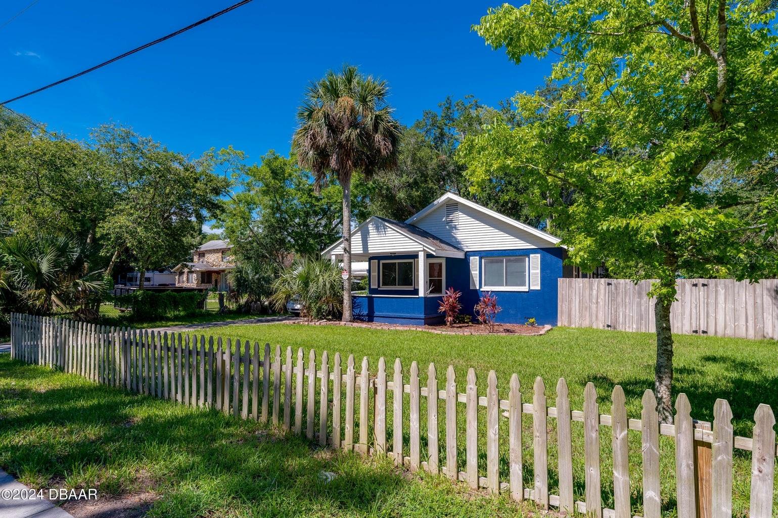 Image 3 of 23 For 112 Center Street