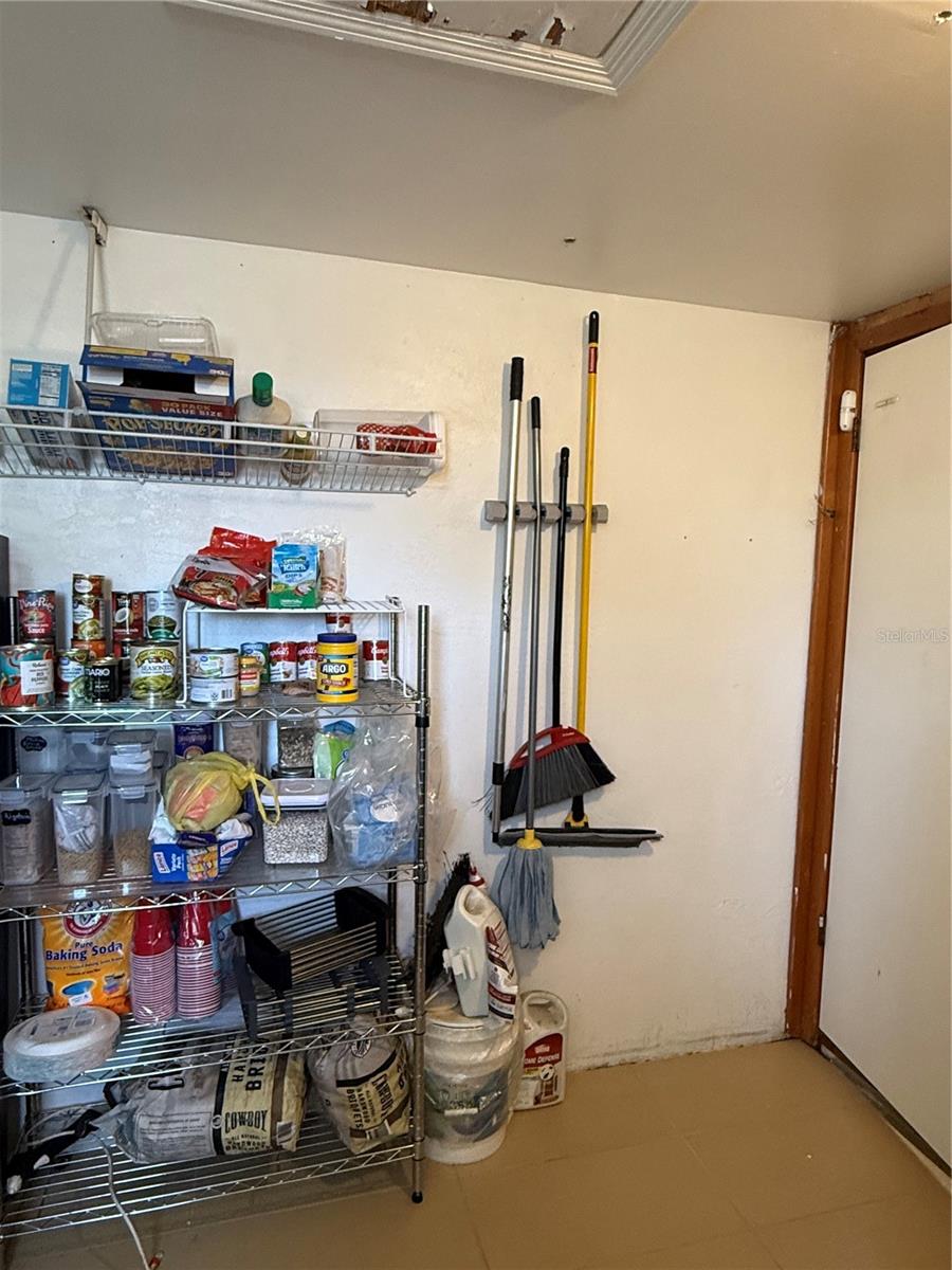 Image 12 of 29 For 1405 Jackson Avenue