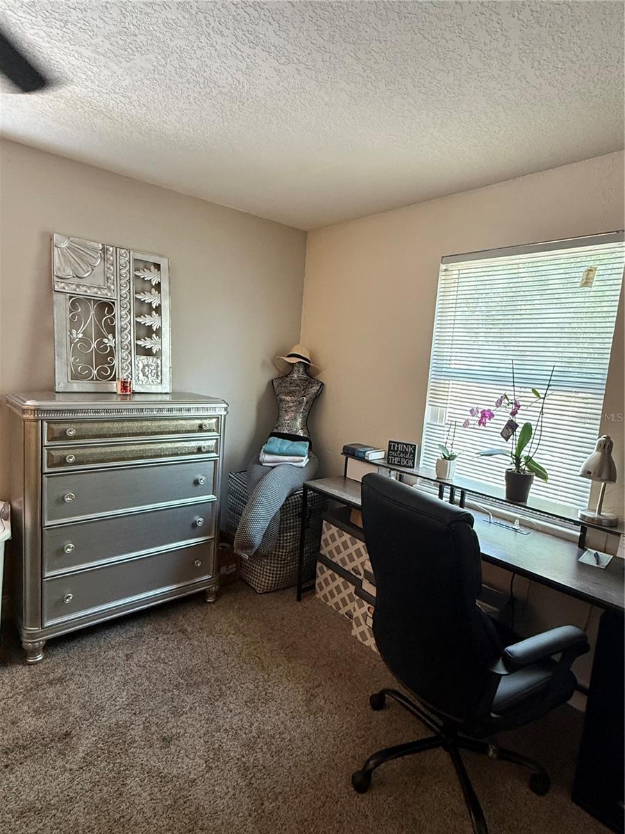 Image 21 of 29 For 1405 Jackson Avenue