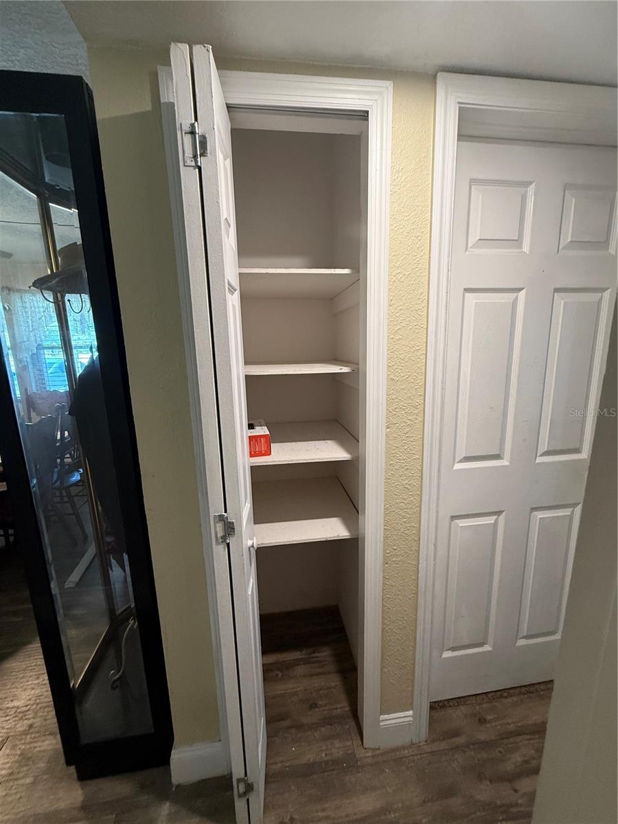 Image 24 of 29 For 1405 Jackson Avenue