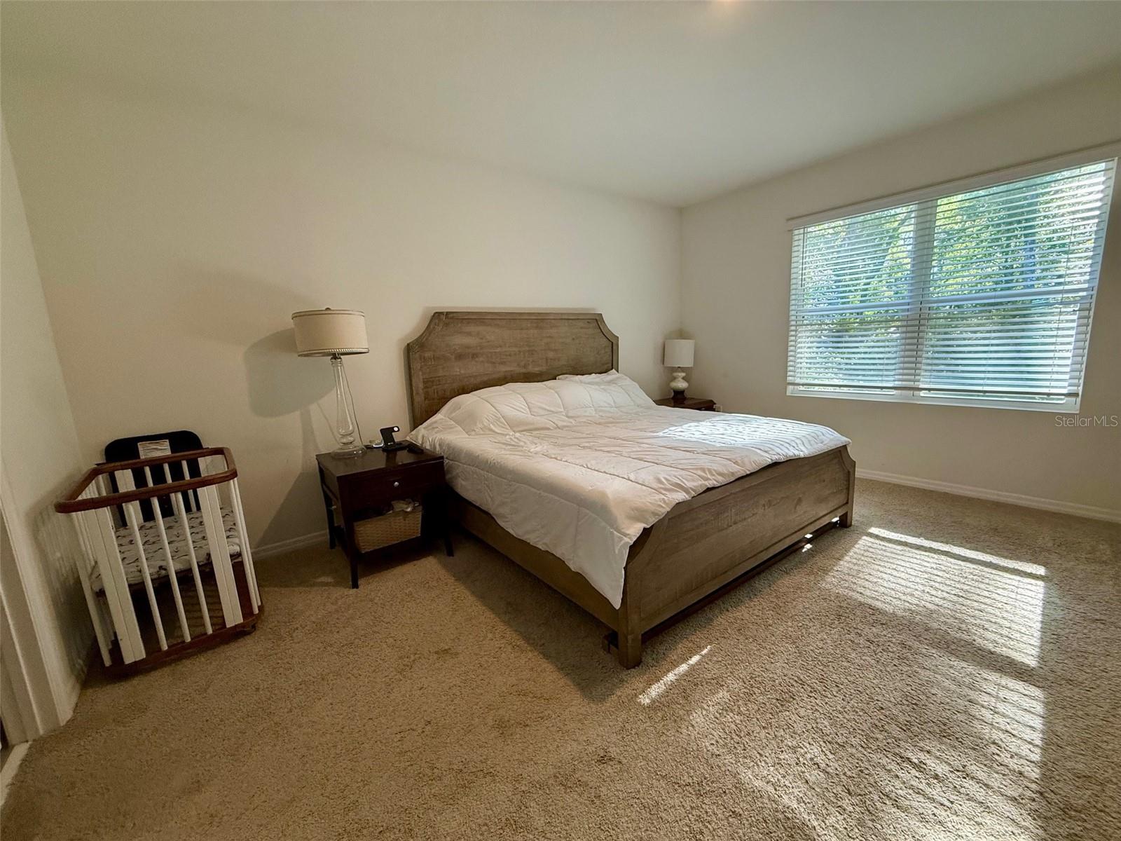 Image 10 of 18 For 372 Pelham Park Drive