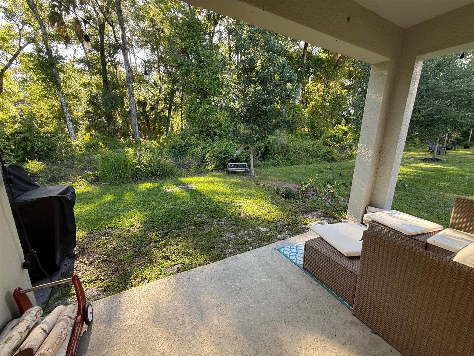 Image 16 of 18 For 372 Pelham Park Drive