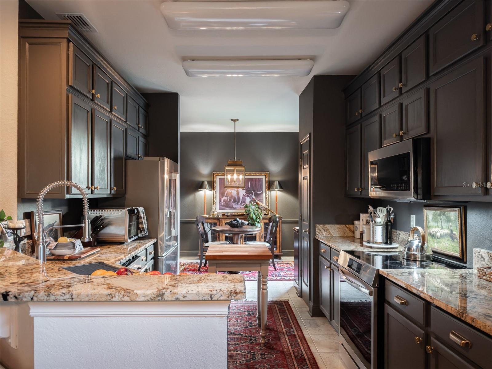 Image 10 of 30 For 9593 124th Loop