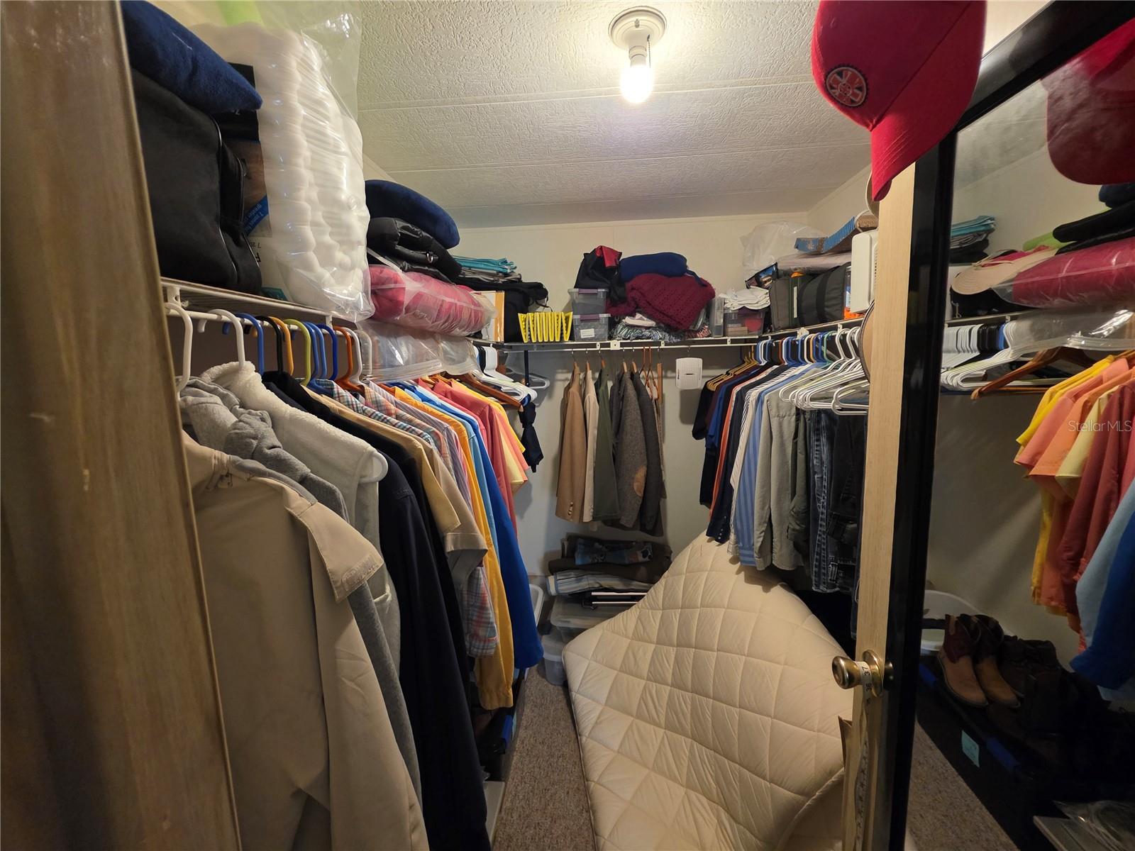 Image 15 of 28 For 120 Oakleaf Circle