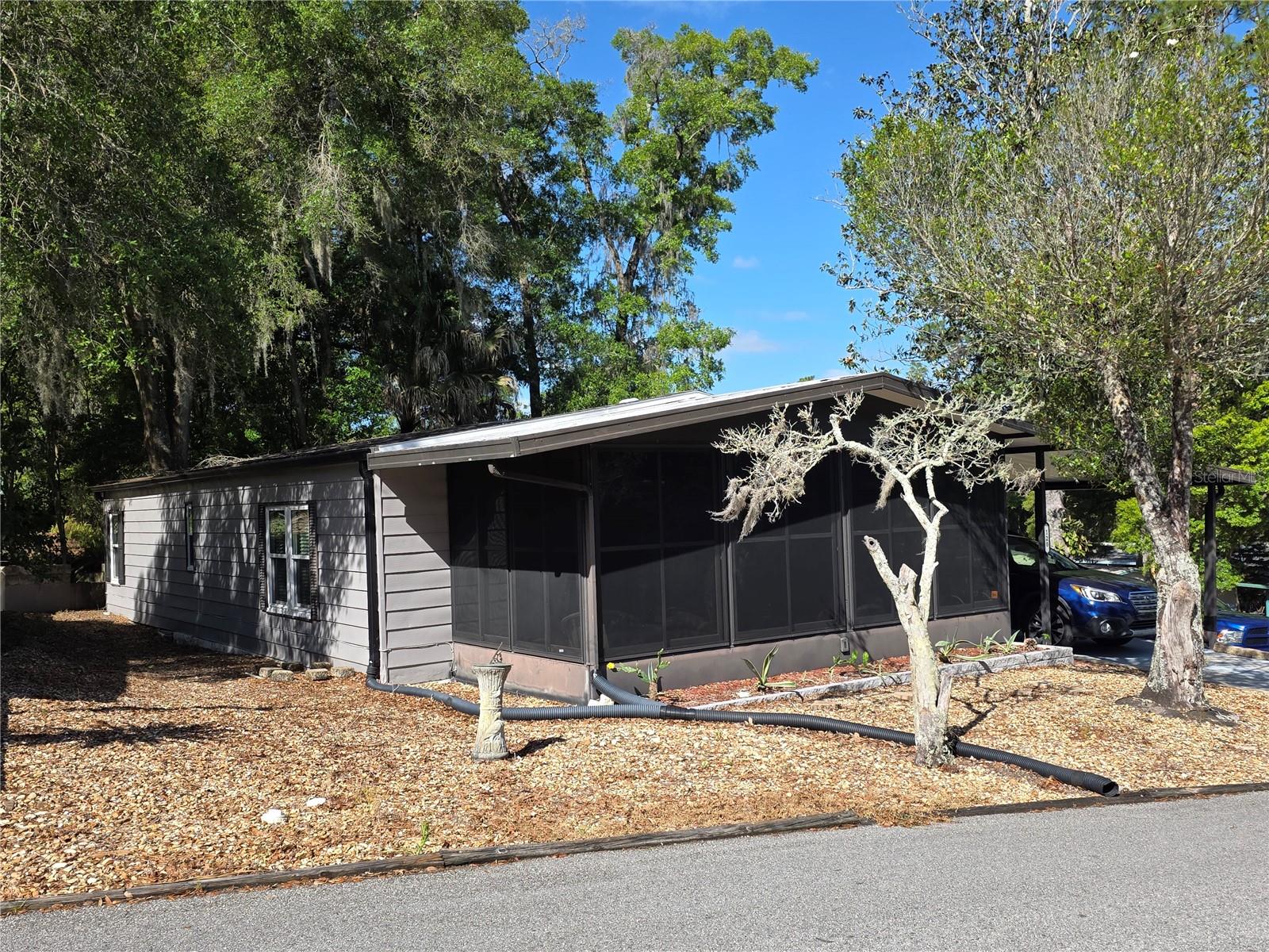 Image 2 of 28 For 120 Oakleaf Circle