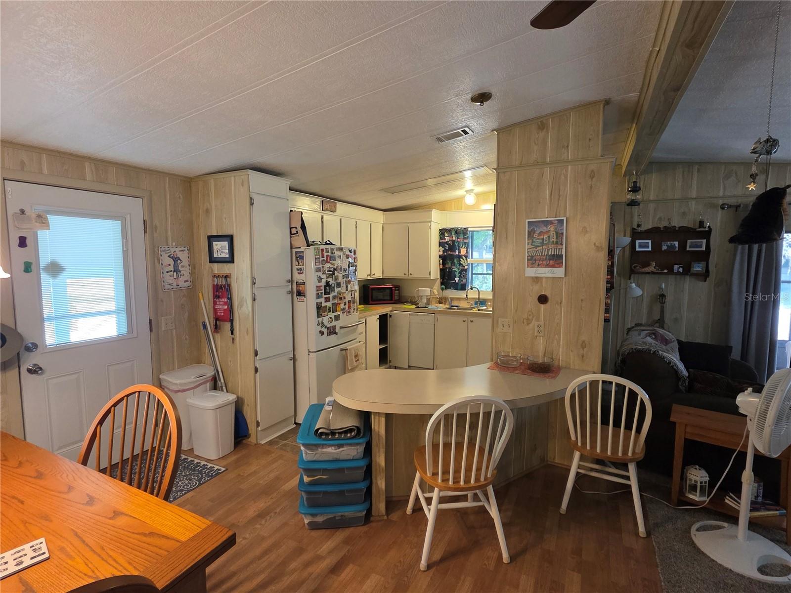 Image 7 of 28 For 120 Oakleaf Circle