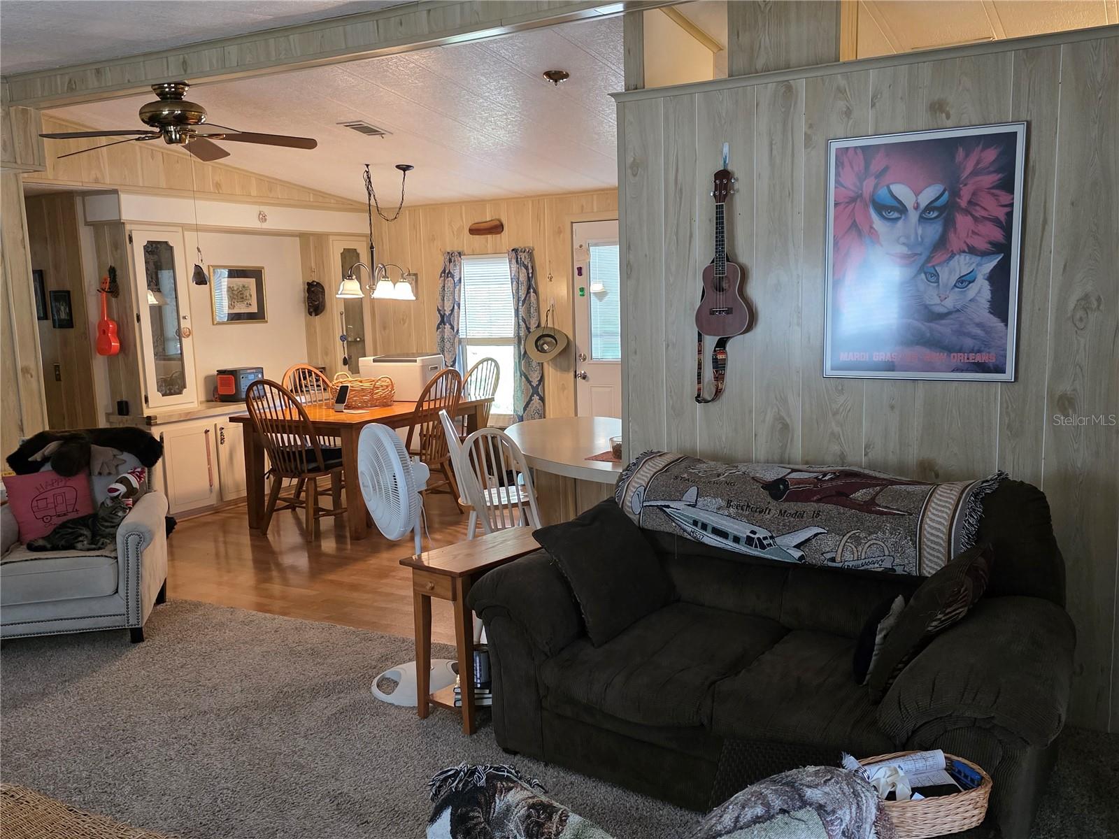 Image 9 of 28 For 120 Oakleaf Circle