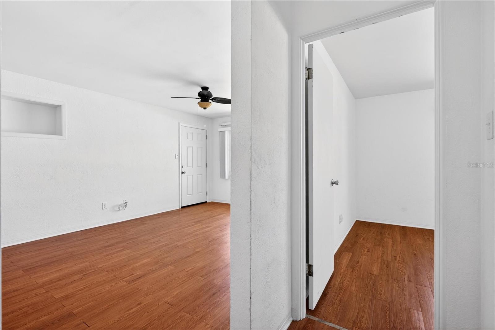 Image 21 of 51 For 47 Carol Road