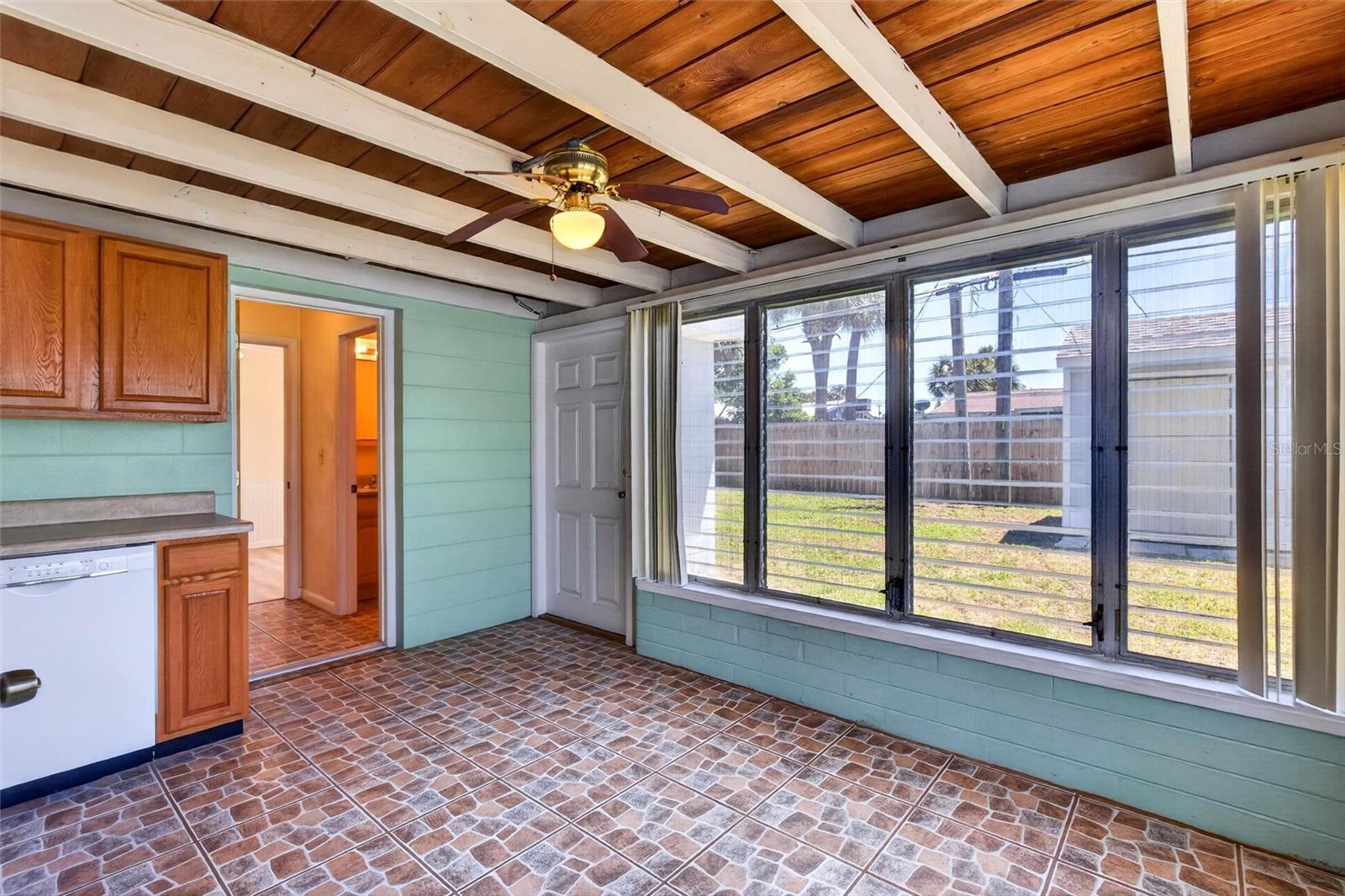 Image 30 of 51 For 47 Carol Road