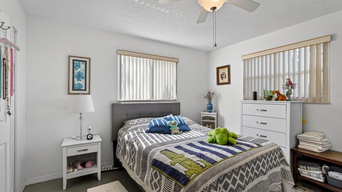 Image 19 of 58 For 2217 Green Street