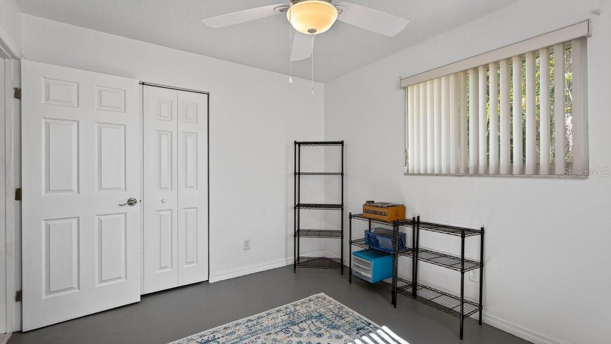 Image 23 of 58 For 2217 Green Street