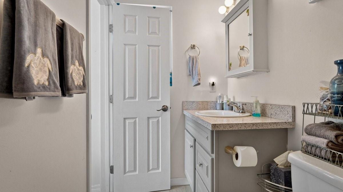 Image 29 of 58 For 2217 Green Street