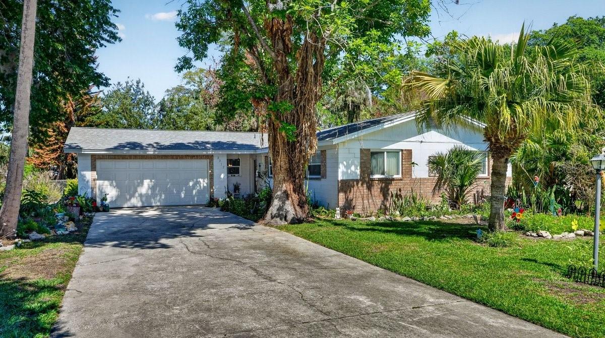 Image 45 of 58 For 2217 Green Street