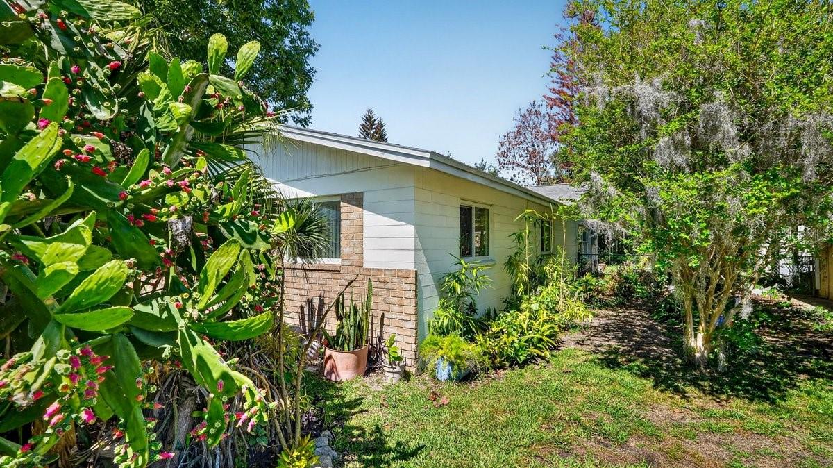 Image 47 of 58 For 2217 Green Street