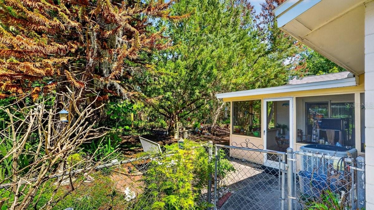 Image 58 of 58 For 2217 Green Street