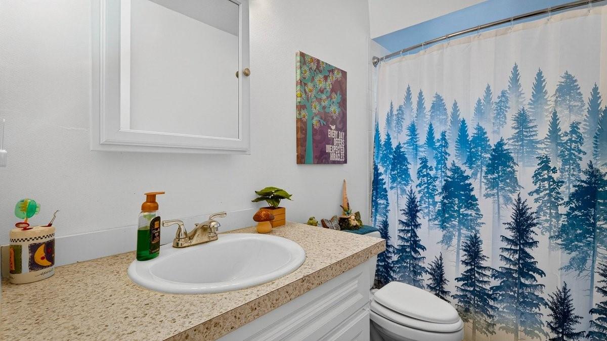 Image 7 of 58 For 2217 Green Street