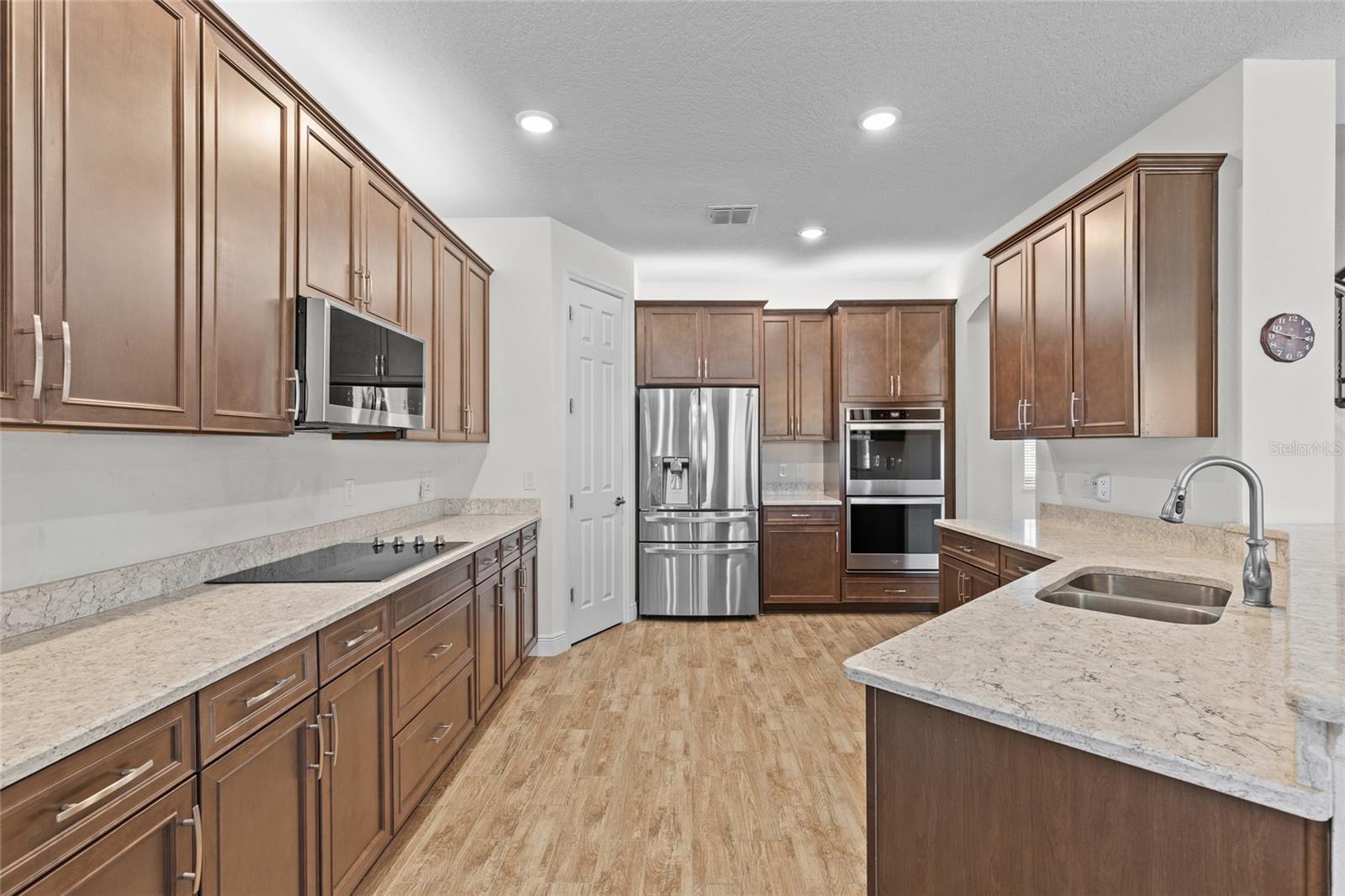 Image 16 of 78 For 1698 Juniper Hammock Street