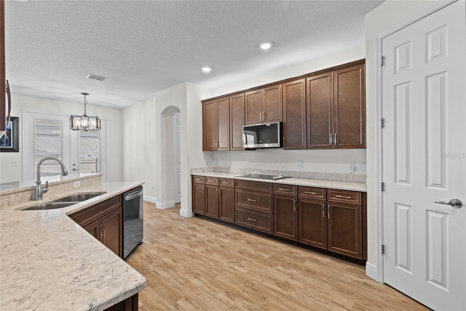 Image 17 of 78 For 1698 Juniper Hammock Street