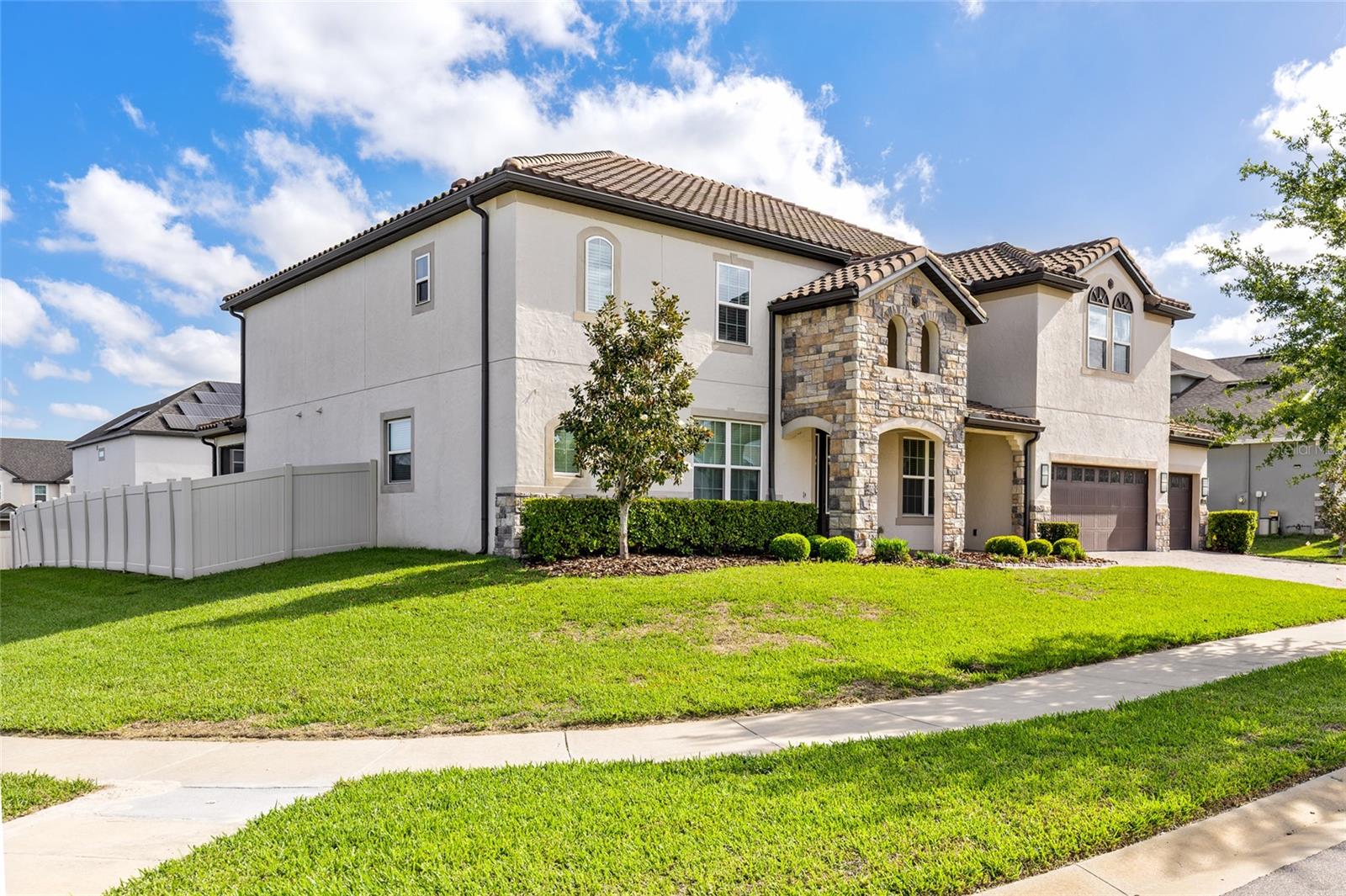 Image 4 of 78 For 1698 Juniper Hammock Street