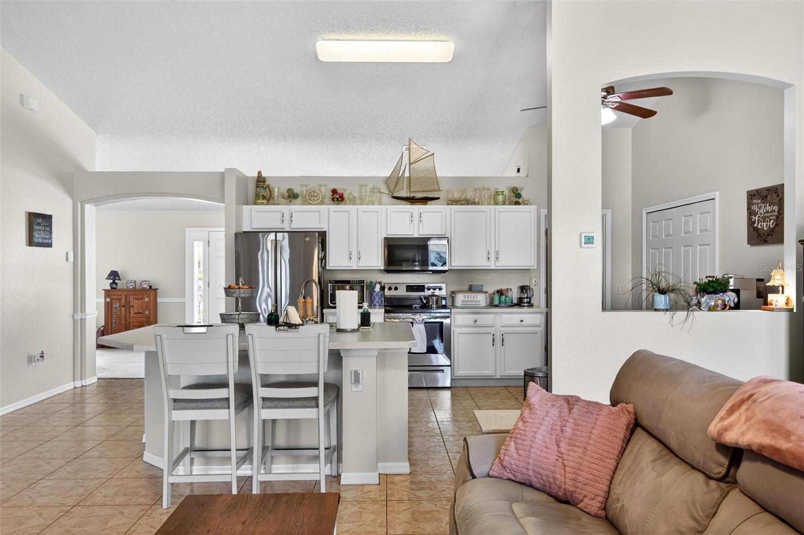 Image 14 of 54 For 341 Mariners Gate Drive