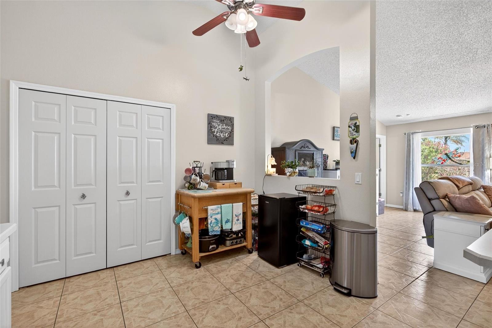 Image 18 of 54 For 341 Mariners Gate Drive