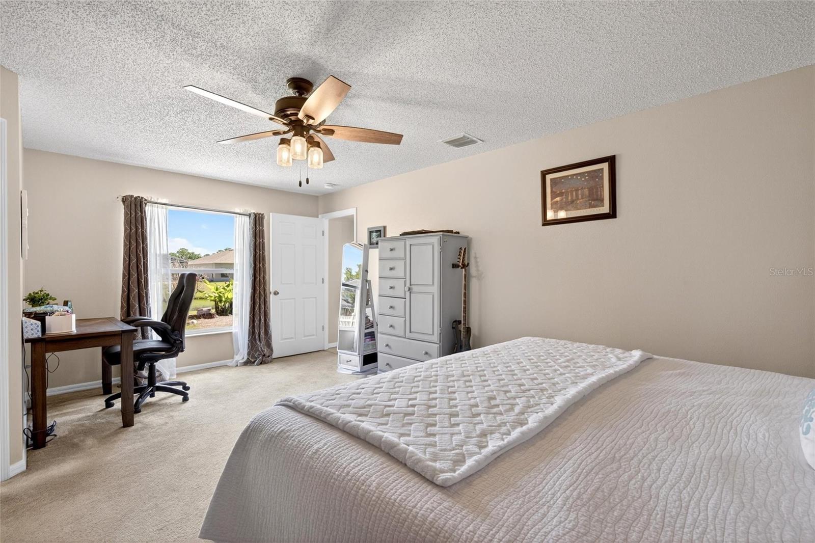 Image 22 of 54 For 341 Mariners Gate Drive