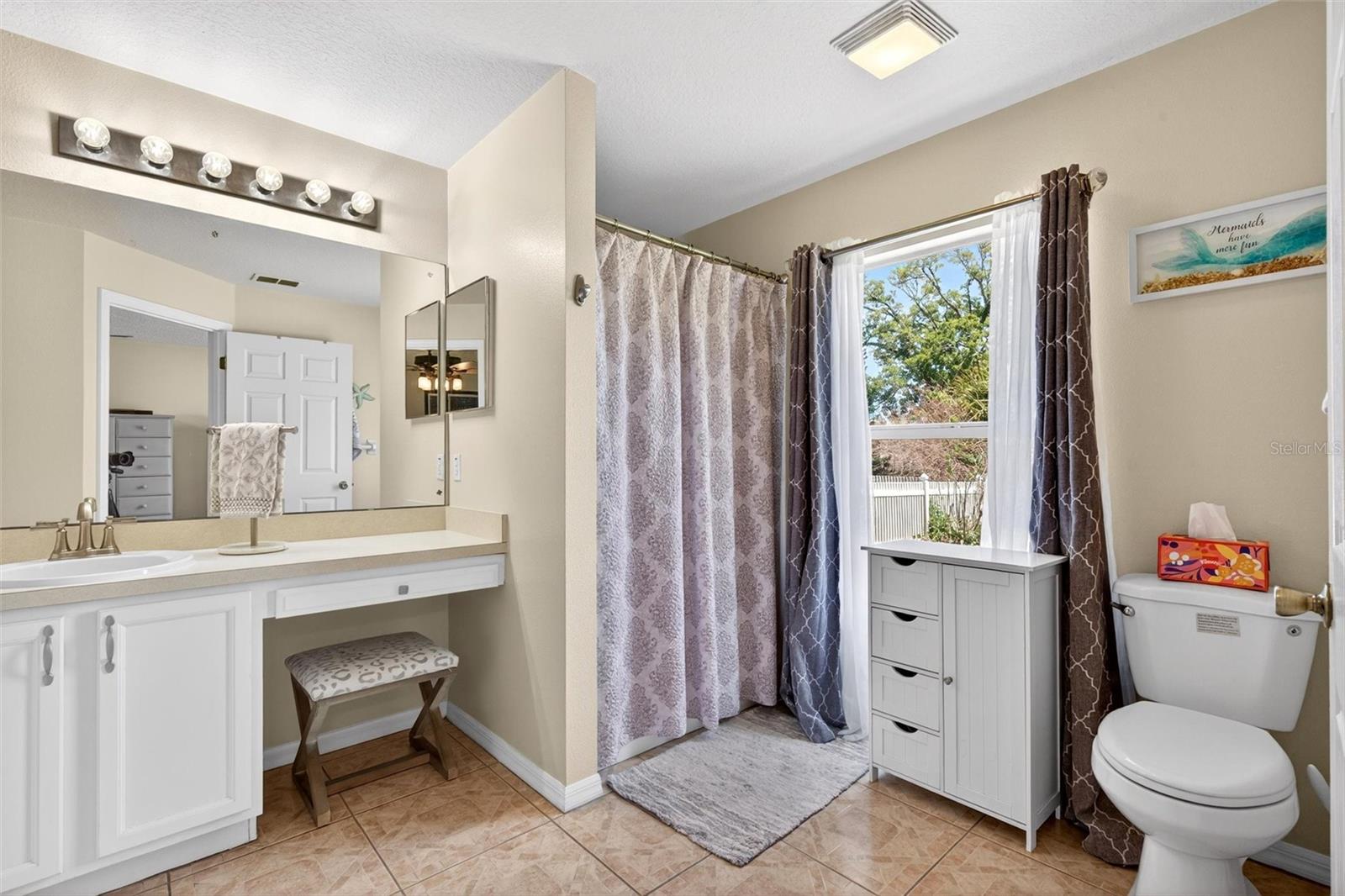 Image 24 of 54 For 341 Mariners Gate Drive