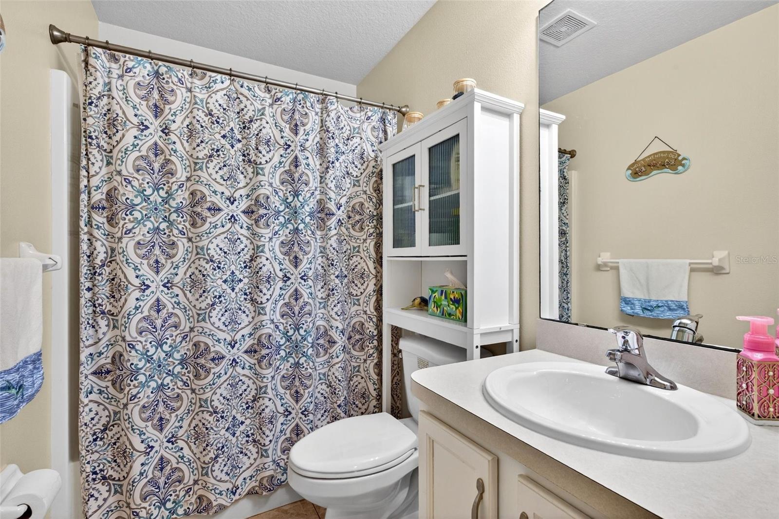 Image 30 of 54 For 341 Mariners Gate Drive