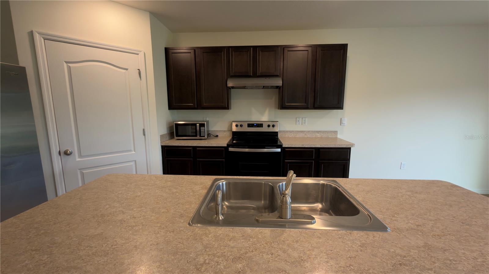 Image 13 of 45 For 1487 Fox Squirrel Drive